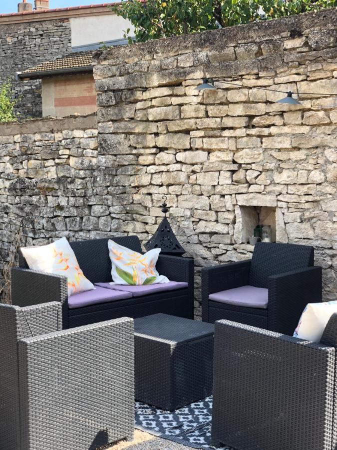 Le Gite De Tassigny Meursault Exterior foto